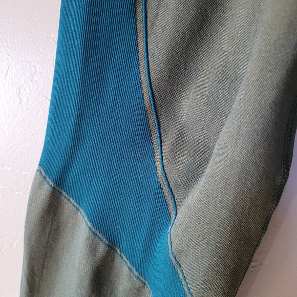 Thirdlove Flex Compression Leggings - Picture 6 of 8